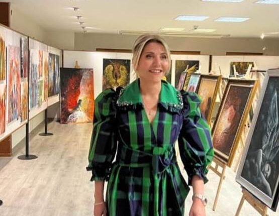 gül muratoğlu resim sergisi ankara moda dergi (14)