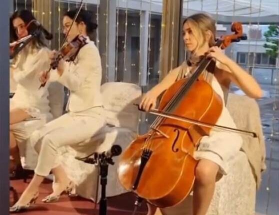 gül muratoğlu resim sergisi ankara moda dergi (24)