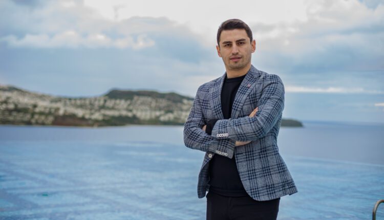 1659423363_EFE_BEZC__