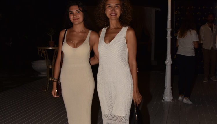 1659687511_Iris_AysegulKayabay