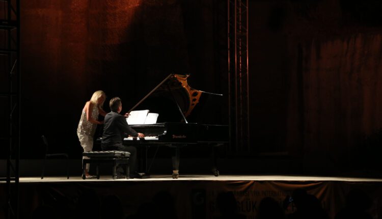 Murray McLachlan & Kathryn Page_07
