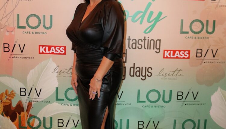 ayşe küçük-