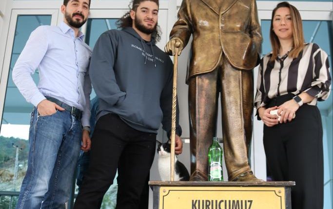 Cemil Ercan – Testo Taylan- Bilge Ercan