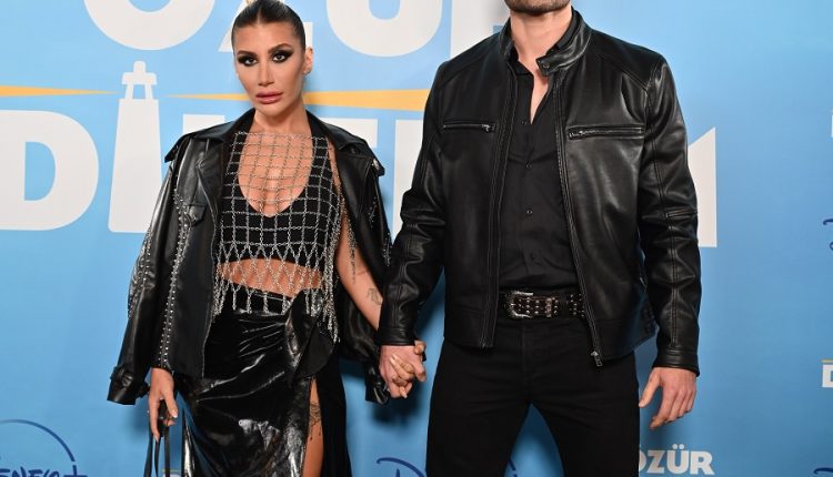 İrem Derici&Atakan Işıktutan