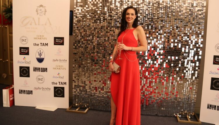 Natali Yüzbaşıoğlu