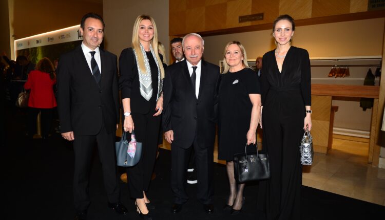 Ercan Özboyacı , Melike Özboyacı , Zeki-Loris Özboyacı, Merve Özboyacı
