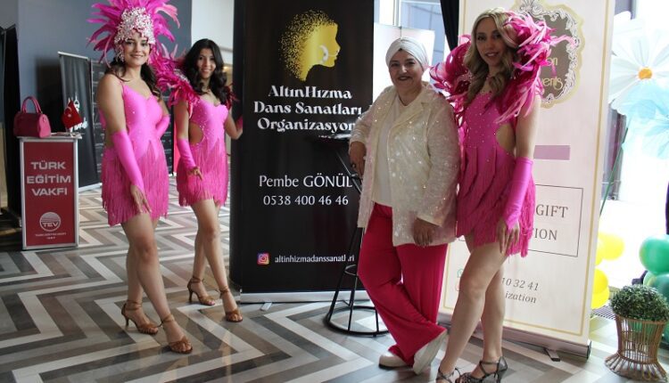 PEMBE GÖNÜL (16)