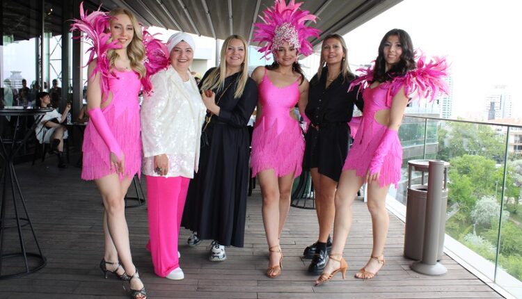 PEMBE GÖNÜL (8)