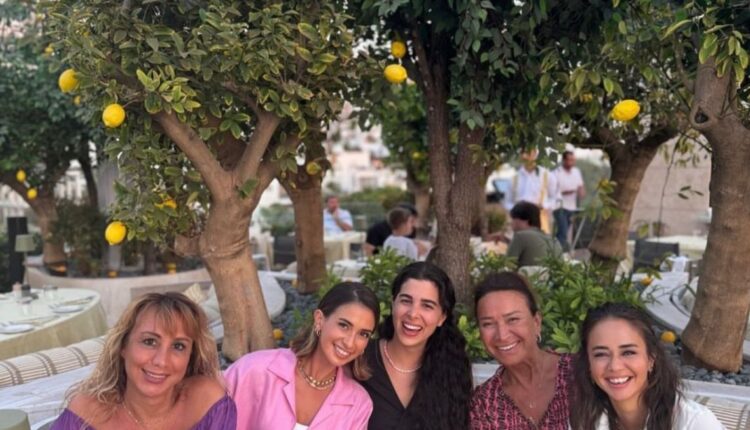 1722422900_Buse_Terim_Demet_Akba___Merve_Terim___etin
