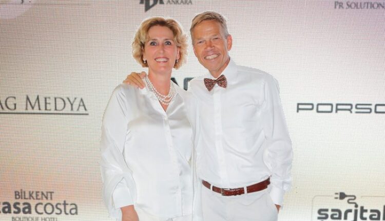CARMEN VAN TOORENBURG-JOEP WİJNANDS