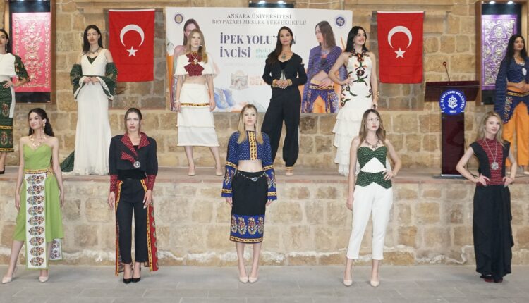 defile (134)